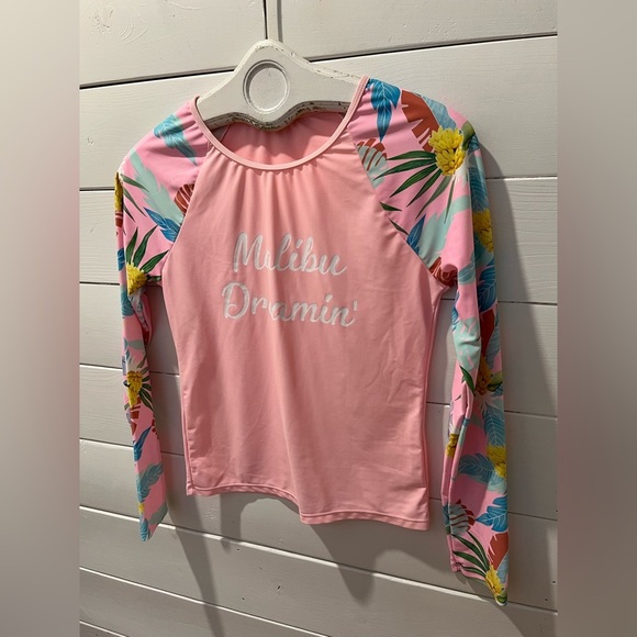 🩷 “Malibu Dreamin’” Long Sleeve Rashguard – Tropical Sleeves – Estimated Size S - Picture 4 of 5